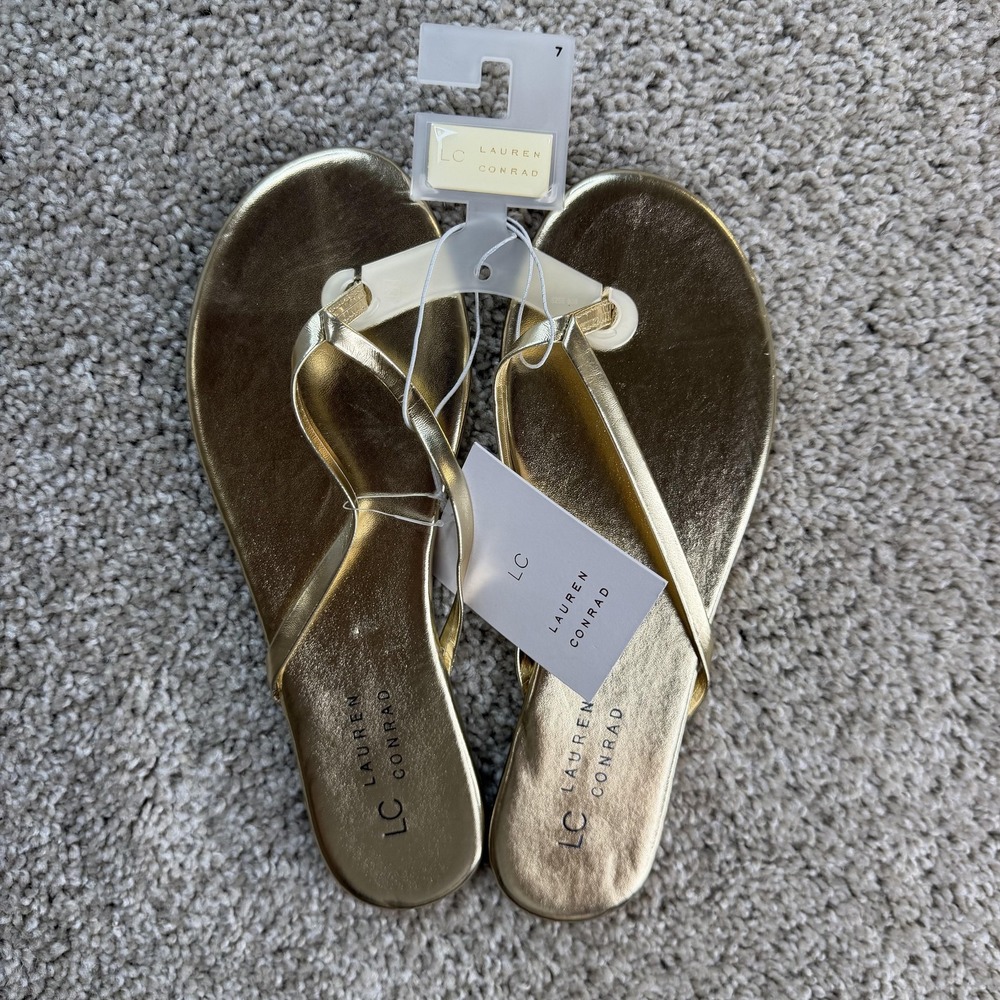 LC Lauren Conrad Sandals Womens Size 7 Gold Honeygold Thong Flip Flop Flat